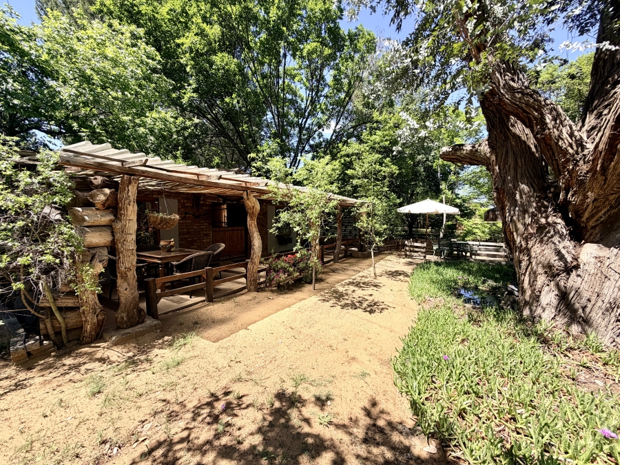 7 Bedroom Property for Sale in Mullersrust Free State